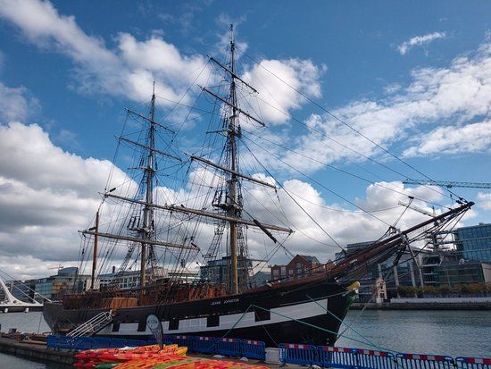 Jeanie Johnston Yelkenli Gemi ve Kıtlık Müzesi